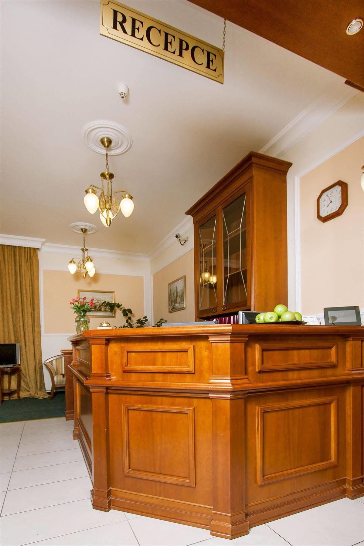 קרלובי וארי Villa Ritter מראה חיצוני תמונה