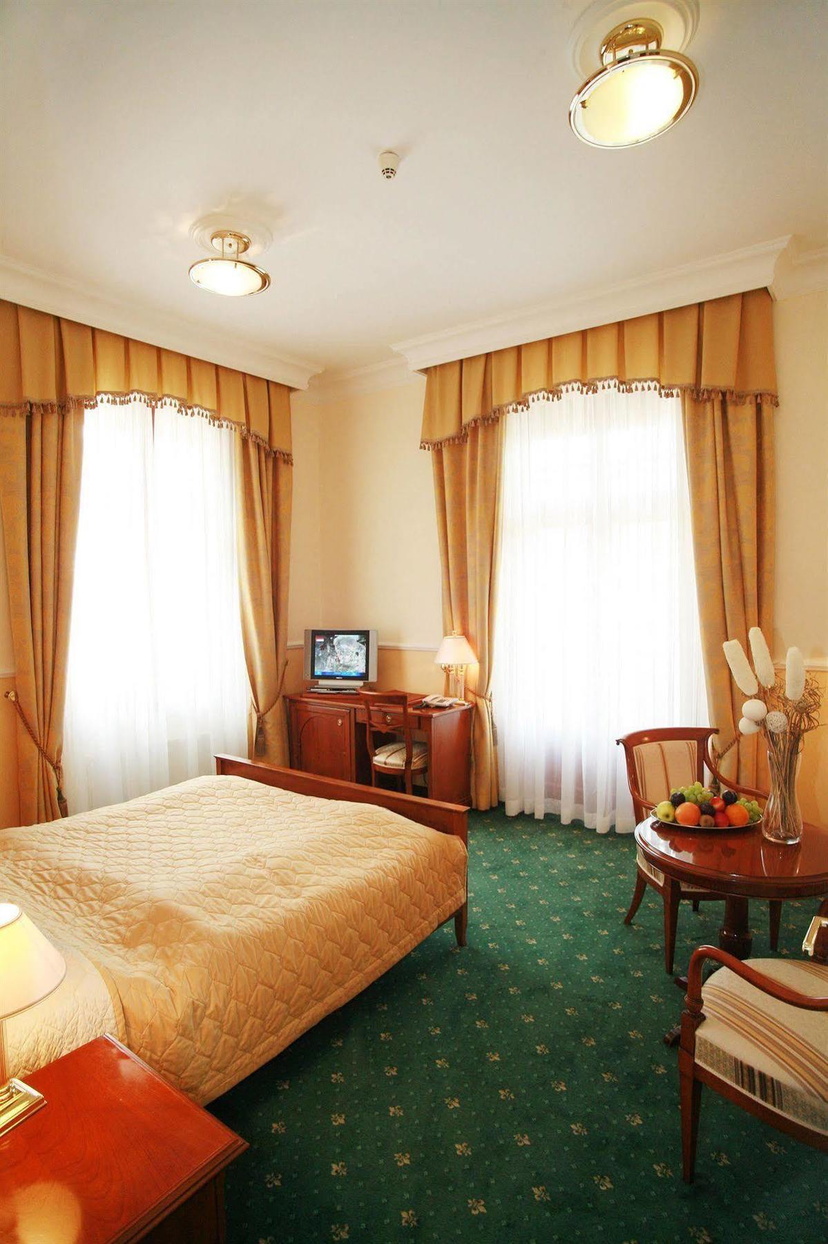 קרלובי וארי Villa Ritter מראה חיצוני תמונה