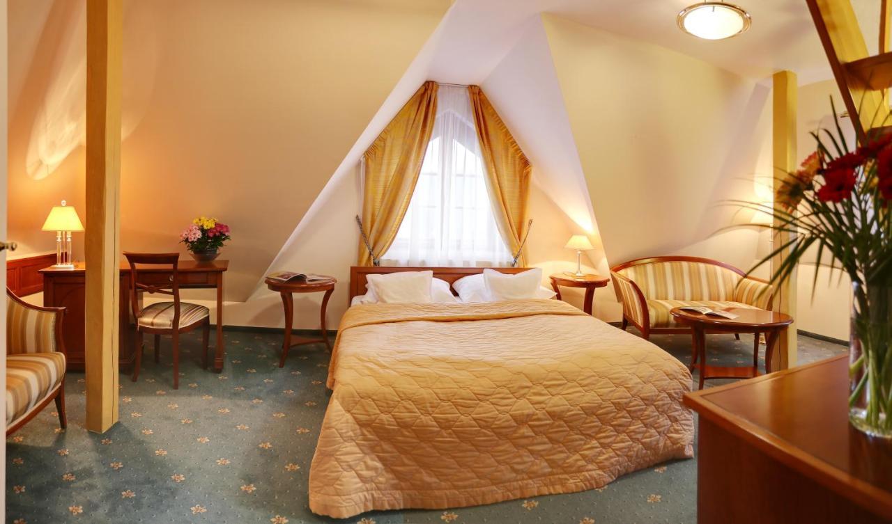 קרלובי וארי Villa Ritter מראה חיצוני תמונה
